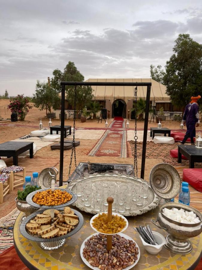 Готель Erg Chebbi Sahara Camp Мерзуга Екстер'єр фото