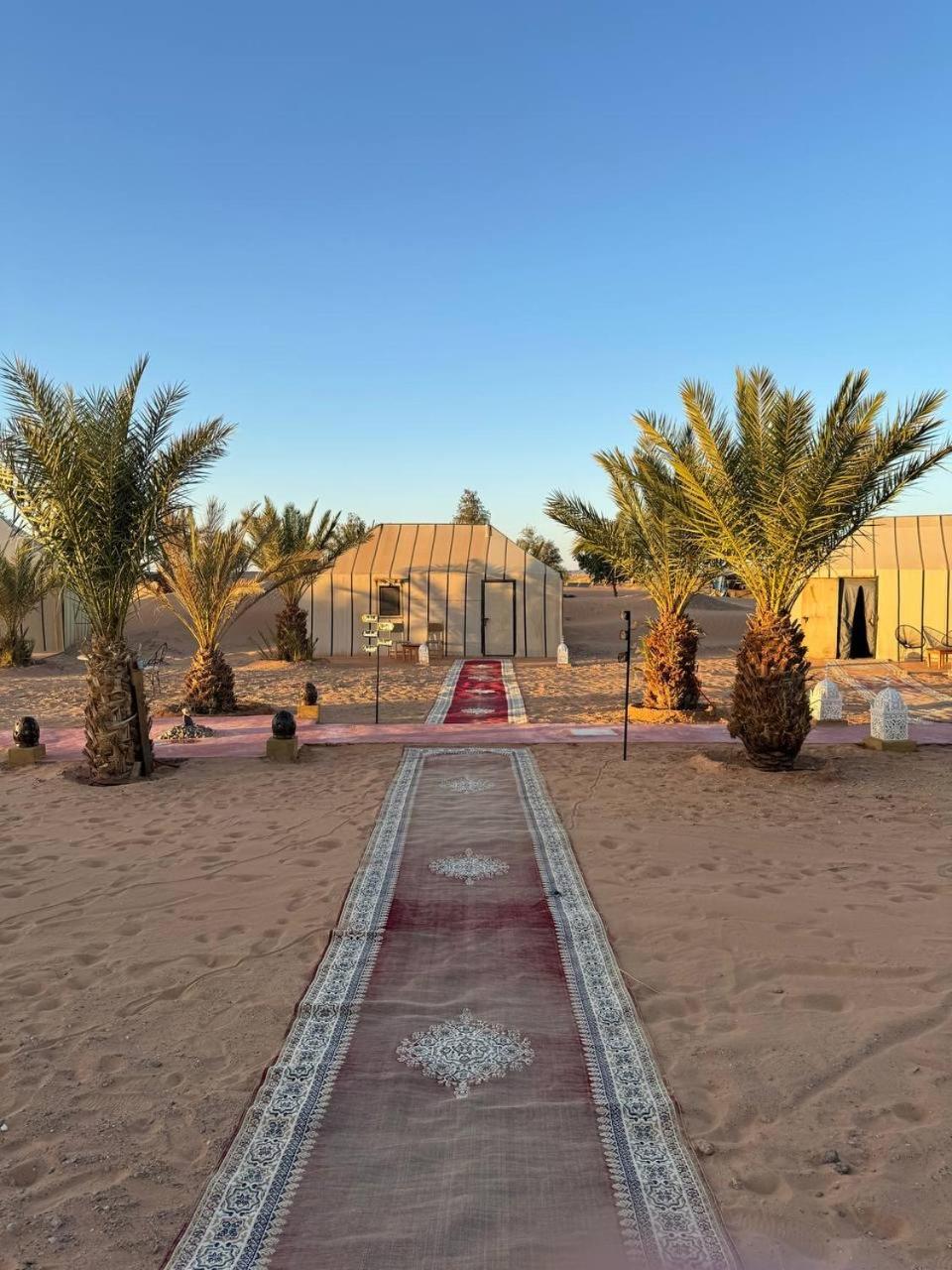 Готель Erg Chebbi Sahara Camp Мерзуга Екстер'єр фото